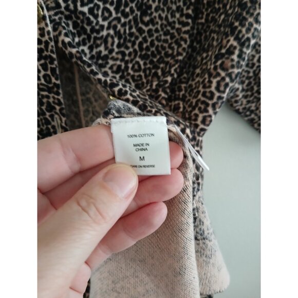 New York & Company  Womens M Leopard Animal Print Buttoned Cardigan Blouse Y2K - Picture 5 of 6